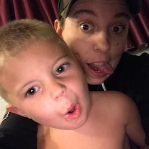 Meet your Posher, Kelly